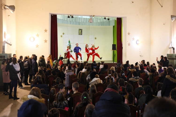 НОВОГОДИШЊИ КАРАВАН ГРАДА ВРШЦА И ОВЕ ГОДИНЕ ОБИЛАЗИ СВА НАСЕЉЕНА МЕСТА...